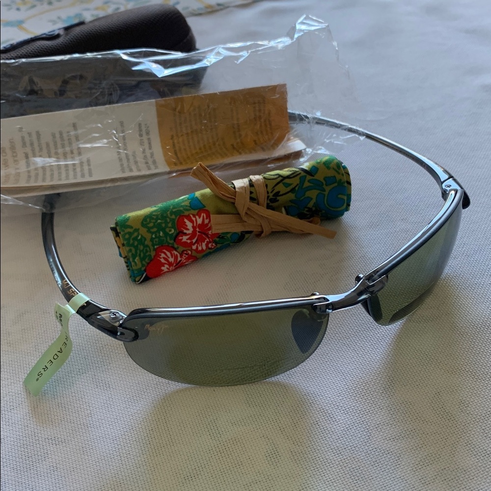 Maui Jim Sport Makaha HT-805-11 20 Maui Readers +2.00 unisex sunglasses - Picture 2 of 13